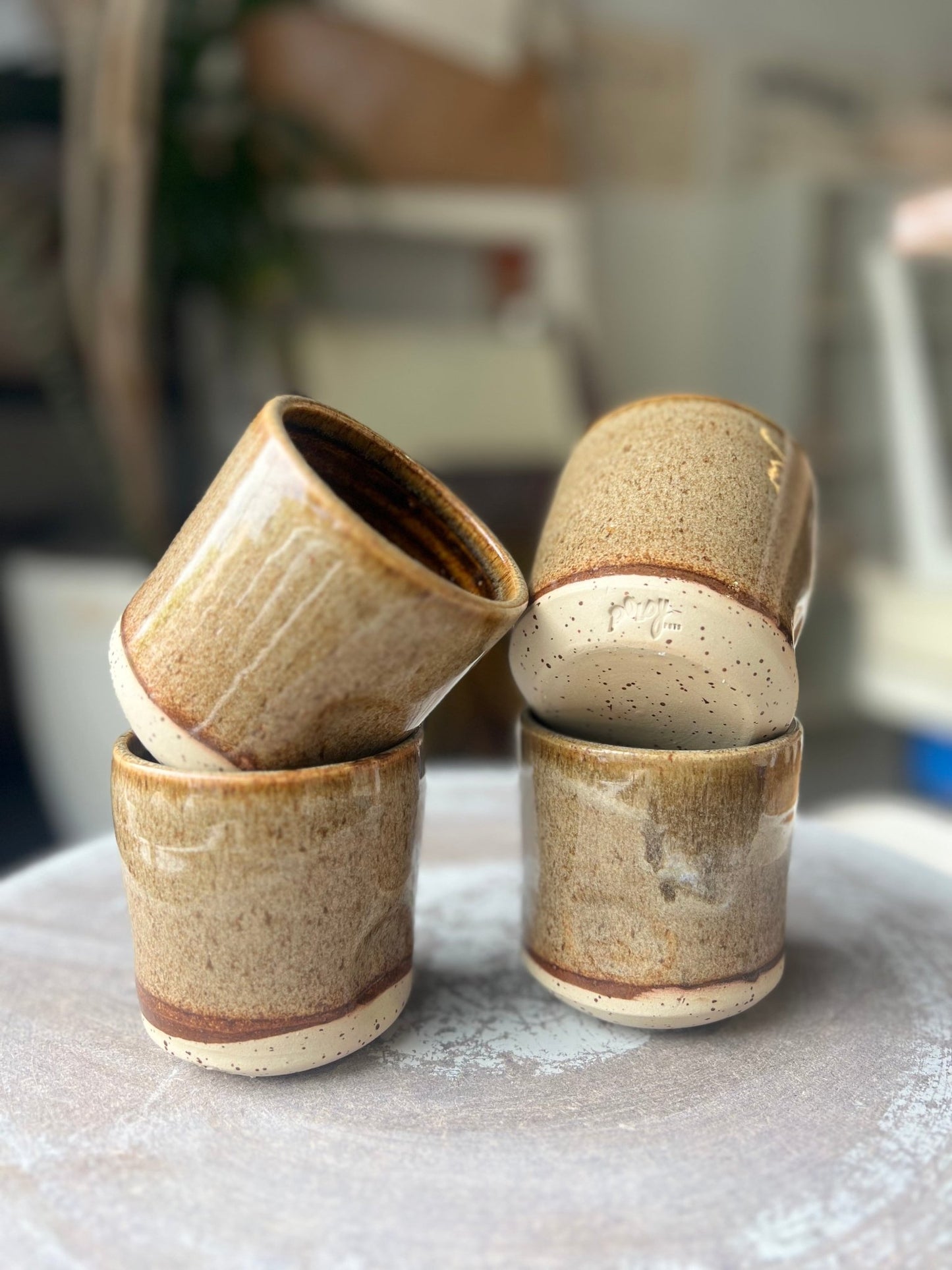 Speckled Mug or Dark Mug? You Pick